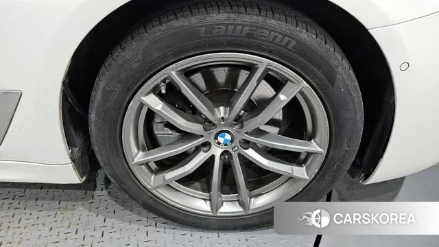 BMW 5 Series (G30) id 3019022 из Кореи 15