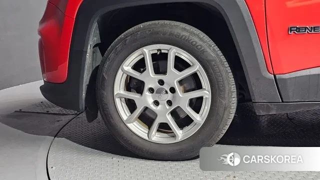 Jeep Renegade id 3044304 из Кореи 15