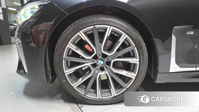 BMW 7 Series (G11) id 4355508 из Кореи 25