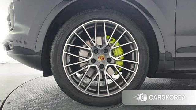 Porsche Cayenne (PO536) id 4495773 из Кореи 28