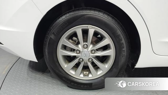 Hyundai The New Avante AD id 4339279 из Кореи 15