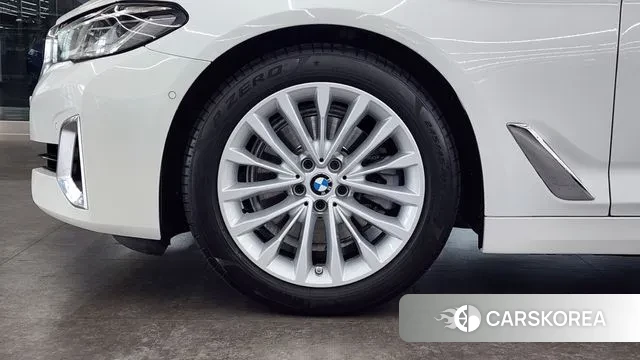 BMW 5 Series (G30) id 3600409 из Кореи 15