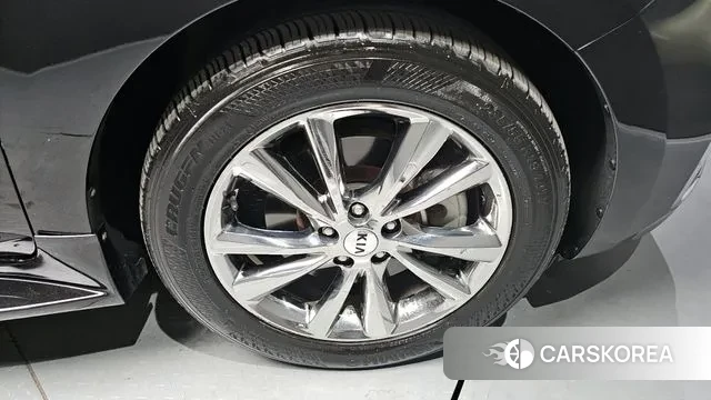 Kia The New Carnival id 3386140 из Кореи 15