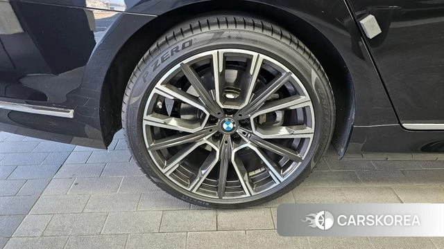 BMW 7 Series (G11) id 4316151 из Кореи 27