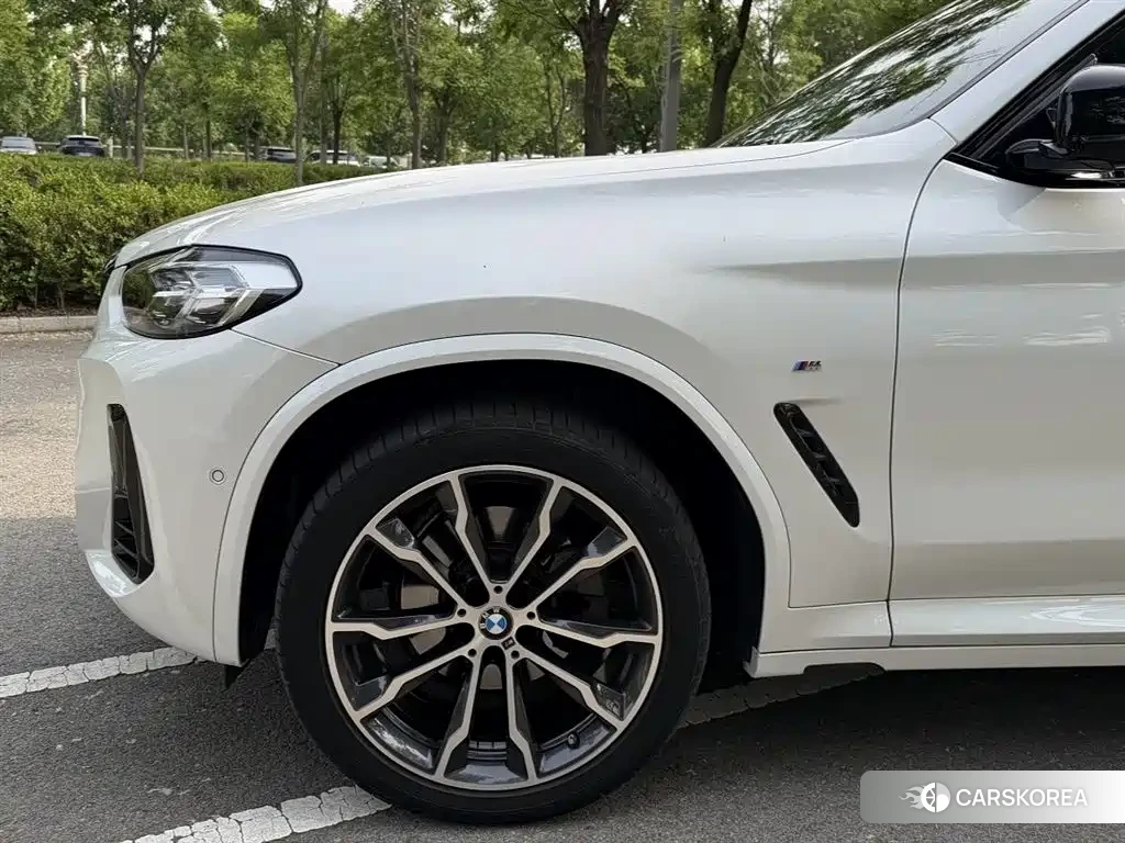 BMW X3 id 4674378 из Китая 9