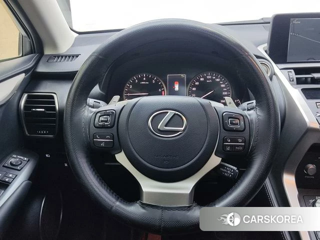 Lexus NX id 4298359 из Китая 16