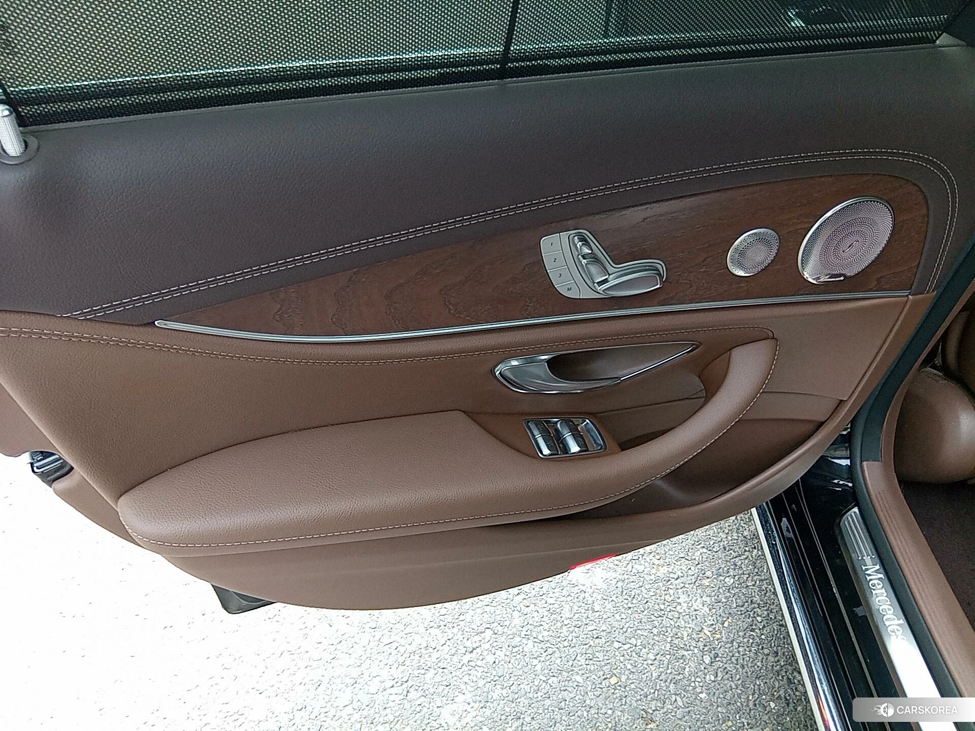 Mercedes-Benz E-Class id 4513528 из Китая 16