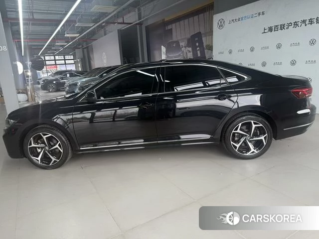 Volkswagen Passat id 4240483 из Китая 13