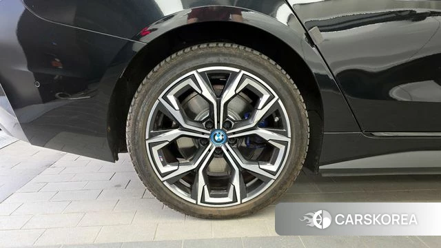 BMW i4 id 4337251 из Кореи 28