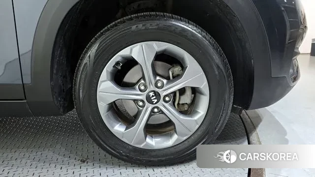 Kia Seltos id 3296845 из Кореи 15