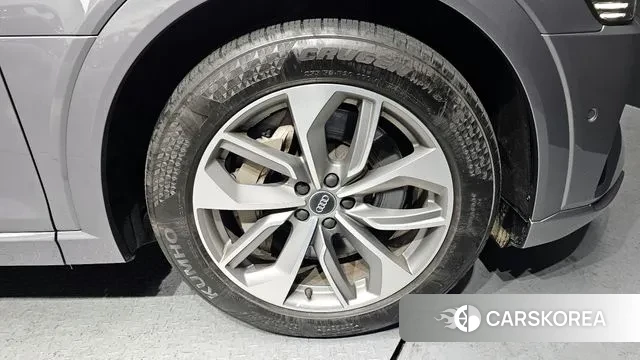 Audi e-Tron id 3635992 из Кореи 15