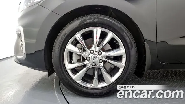 Kia The New Carnival id 2711761 из Кореи 15