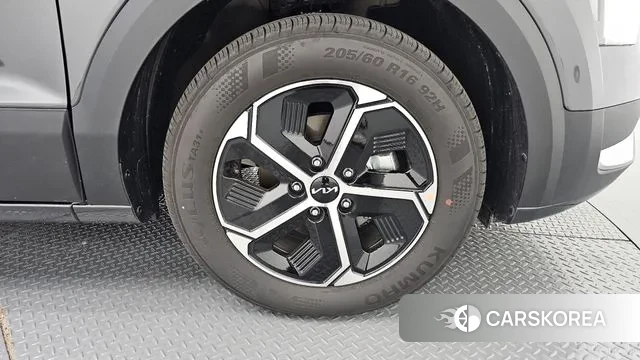 Kia Di Ol Nu Niro id 3294145 из Кореи 15