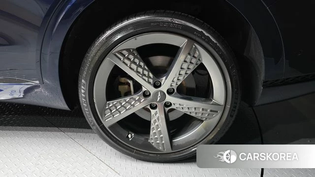 Genesis GV70 id 4609385 из Кореи 28