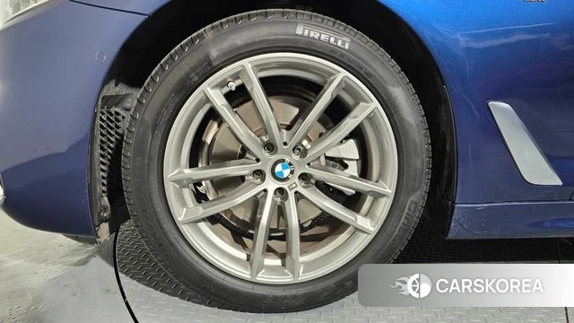 BMW 5 Series (G30) id 3905070 из Кореи 15