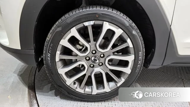 Ssangyong Torres id 3701349 из Кореи 15