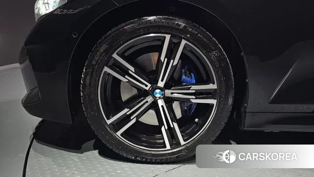 BMW 3 Series (G20) id 3393934 из Кореи 15