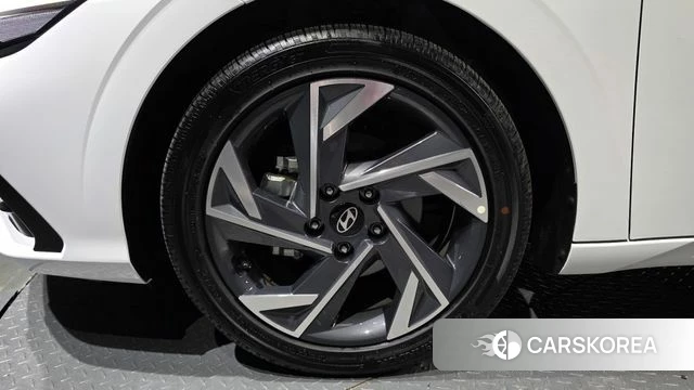 Hyundai The New Avante (CN7) id 4407854 из Кореи 15