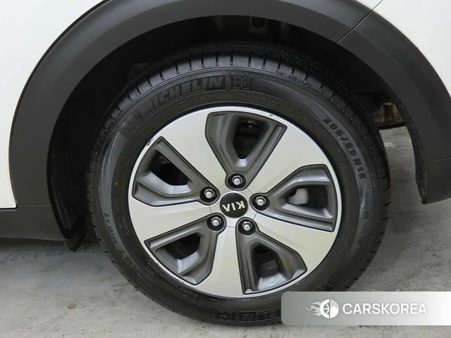 Kia The New Niro id 4594983 из Кореи 15