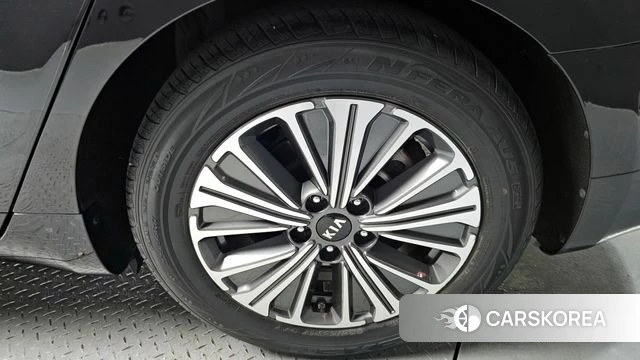 Kia K7 Premier Hybrid id 4284509 из Кореи 35