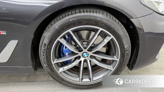 BMW 5 Series (G30) id 3616494 из Кореи 15