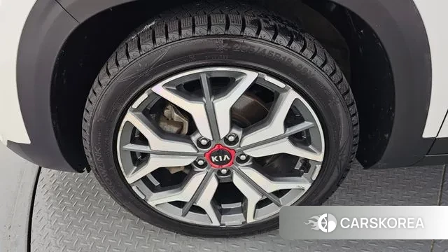 Kia Seltos id 3225981 из Кореи 15