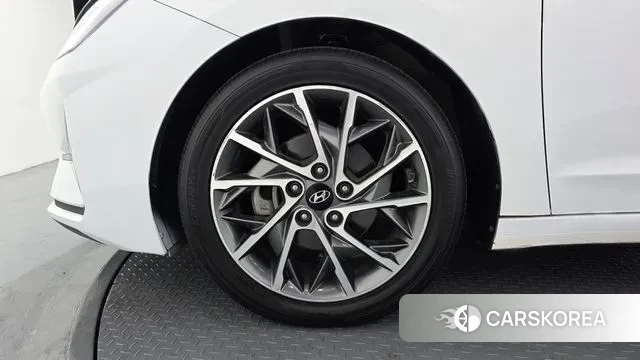 Hyundai The New Avante AD id 3656512 из Кореи 15