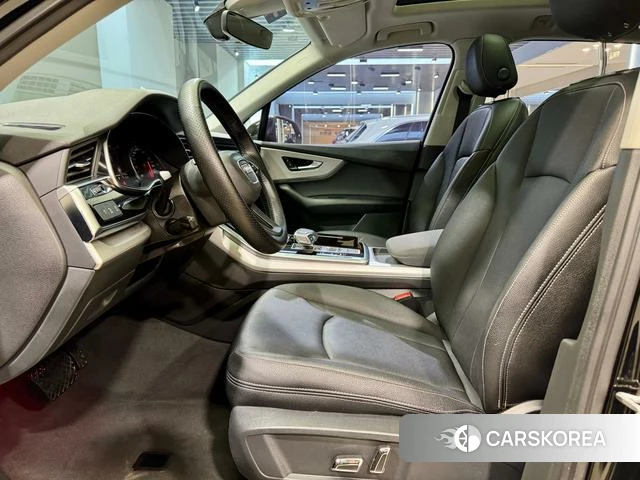 Audi Q7 id 3889881 из Китая 25