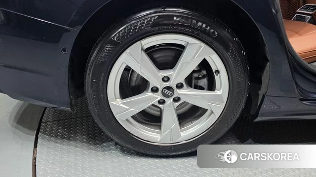 Audi A6 (C8) id 4187529 из Кореи 32