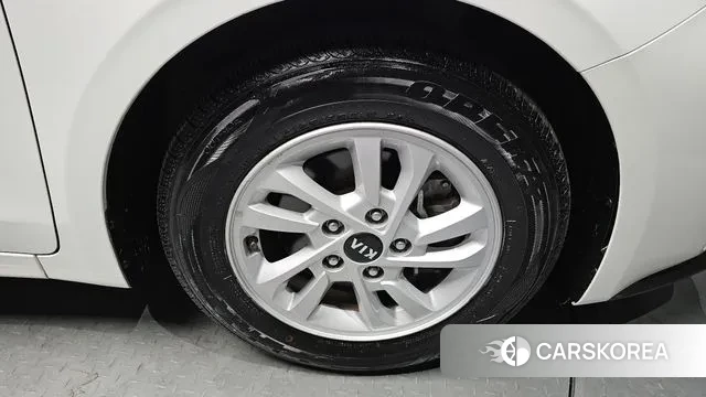 Kia Come New K3 id 3460228 из Кореи 15