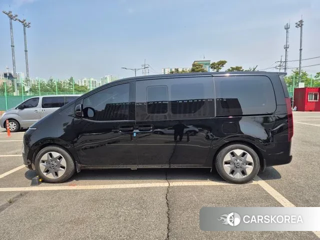 Hyundai Staria id 3769640 из Кореи 15