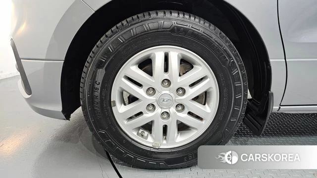 Hyundai The New Grand Starex id 4737549 из Кореи 15