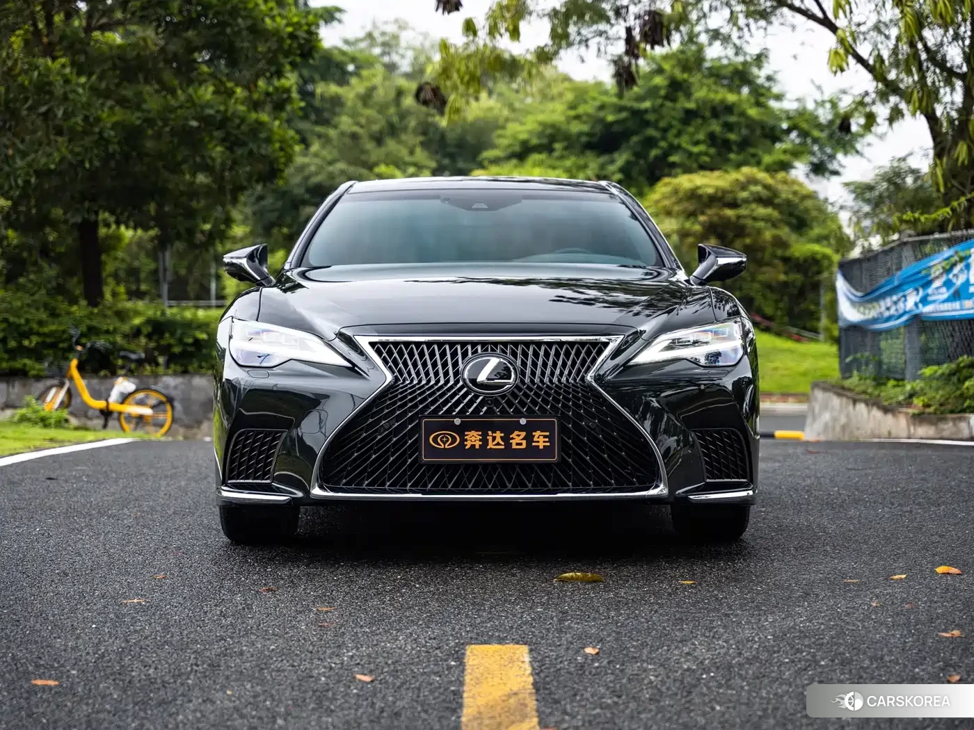 Lexus LS id 4553724 из Китая 19
