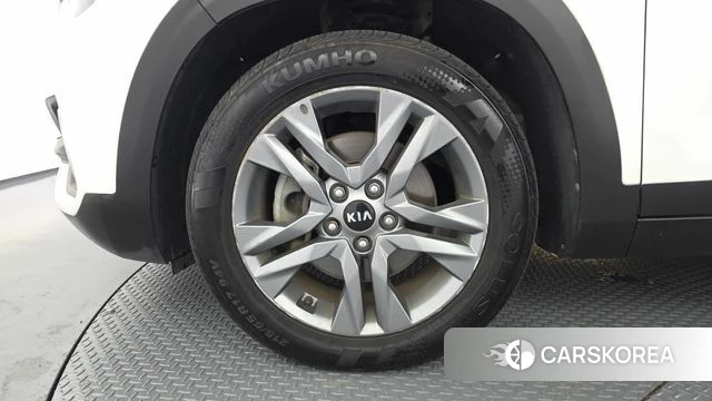 Kia Seltos id 4562805 из Кореи 15