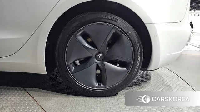 Tesla Model 3 id 3017995 из Кореи 15