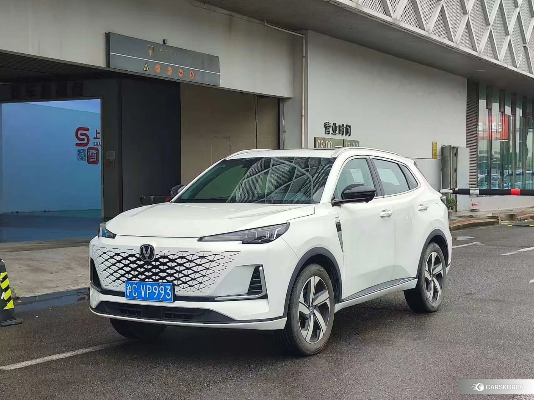 Chang'an CS55 PLUS 2023 Белый из Китая, фото 6
