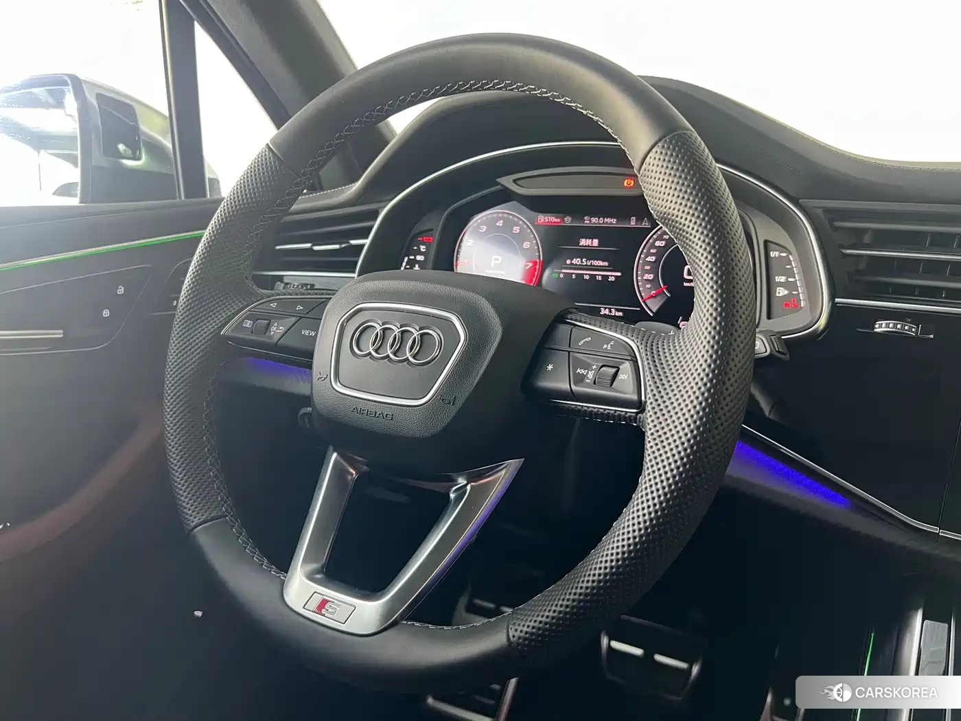 Audi SQ7 id 4559839 из Китая 14