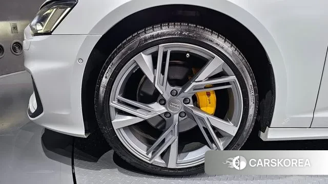 Audi A6 (C8) id 3434187 из Кореи 15