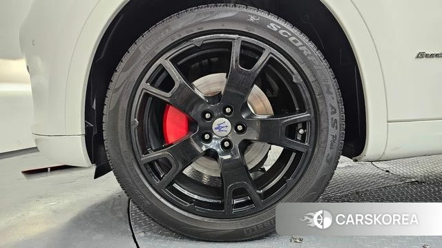 Maserati Levante id 4728090 из Кореи 15