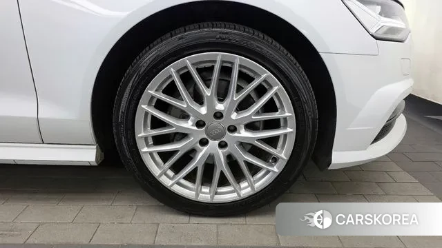 Audi New A6 id 3698824 из Кореи 15