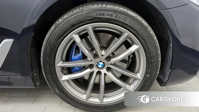 BMW 5 Series (G30) id 3494784 из Кореи 15