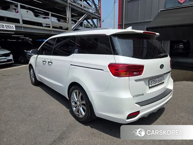 Kia The New Carnival id 3336312 из Кореи 15