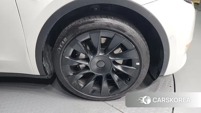 Tesla Model Y id 3472830 из Кореи 15