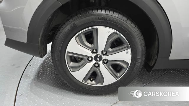 Kia The New Niro id 3915896 из Кореи 15