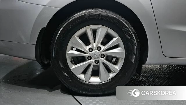 Kia All New Carnival id 3861854 из Кореи 15