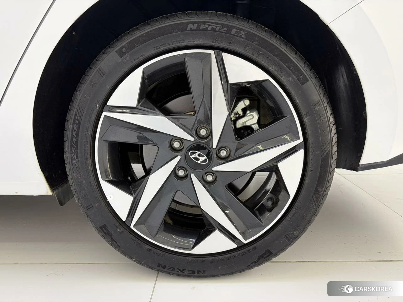 Hyundai Elantra id 4452131 из Китая 10