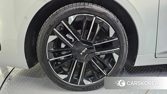 Kia The New K8 Hybrid id 4400425 из Кореи 15