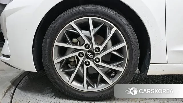 Hyundai The New Avante AD id 3778718 из Кореи 15