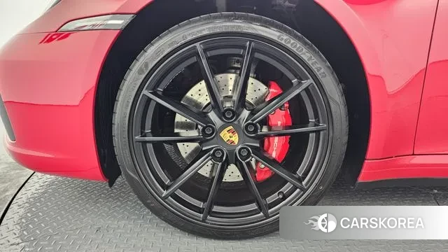 Porsche 911(992) id 3509076 из Кореи 15