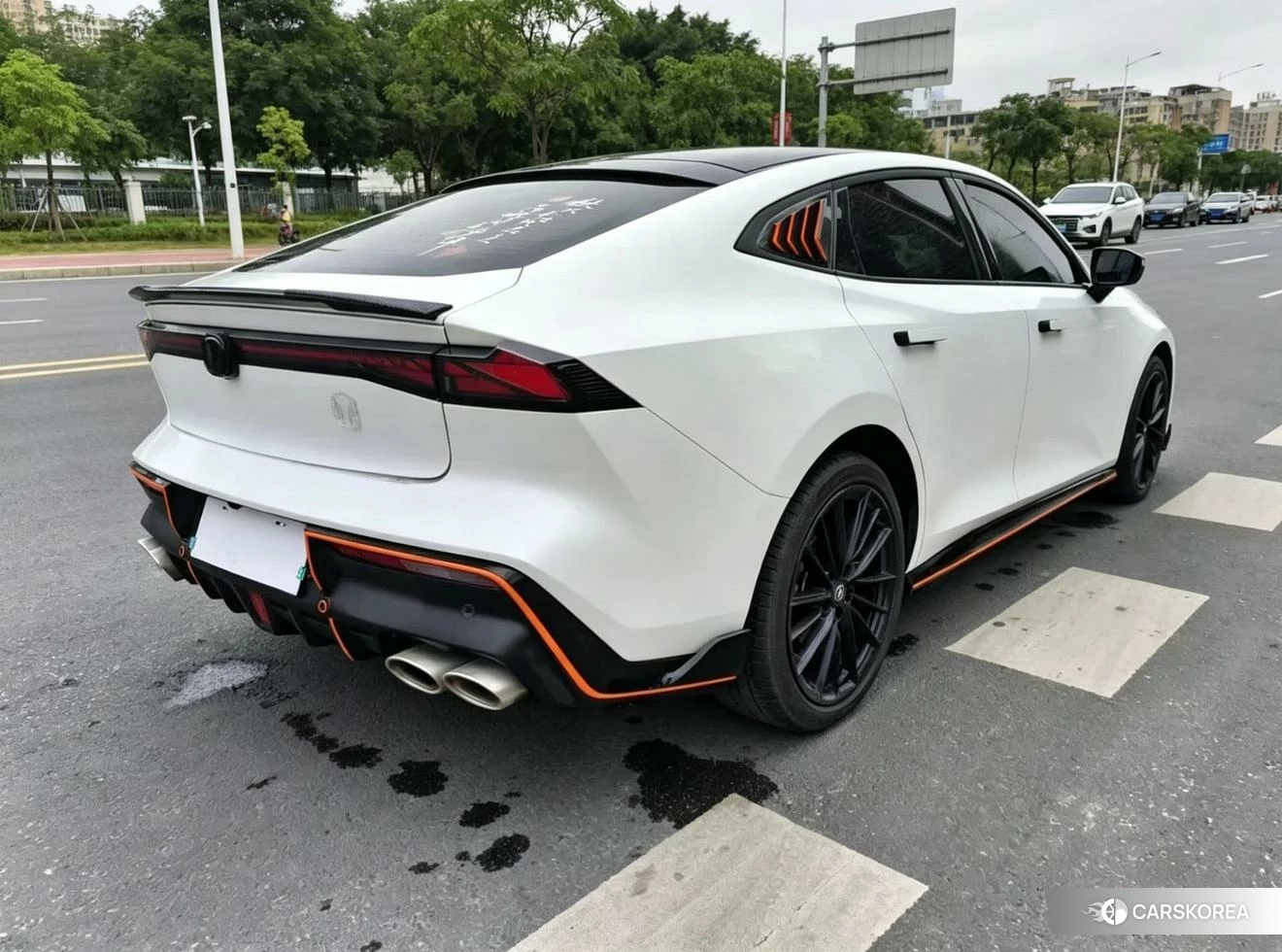 Chang'an UNI-V 2022 Белый из Китая, фото 5